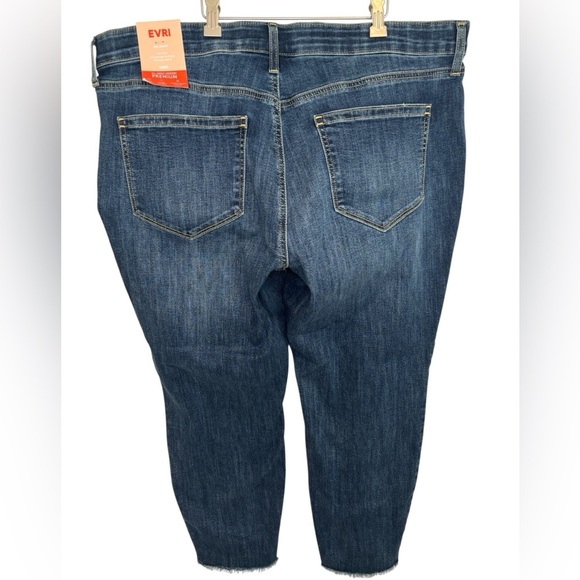 SOLD ❤️ SKINNY MID RISE DENIM JEANS, Size 18WS - Picture 2 of 8